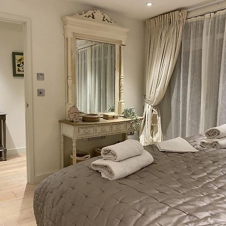 Walcot Yard With Parking, Bath Keys Apartamento Exterior foto