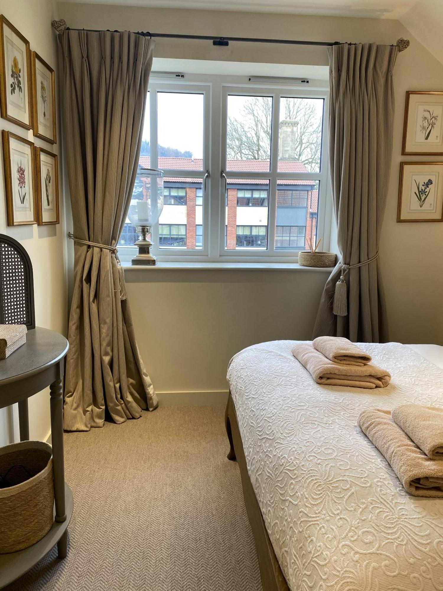 Walcot Yard With Parking, Bath Keys Apartamento Exterior foto