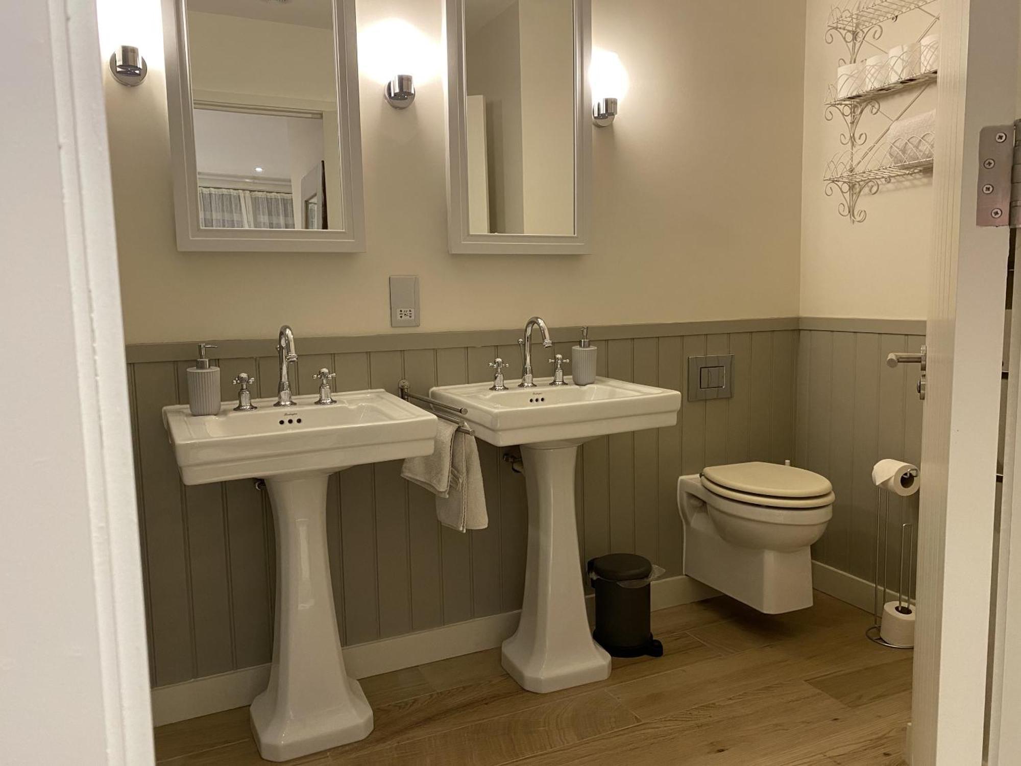 Walcot Yard With Parking, Bath Keys Apartamento Exterior foto